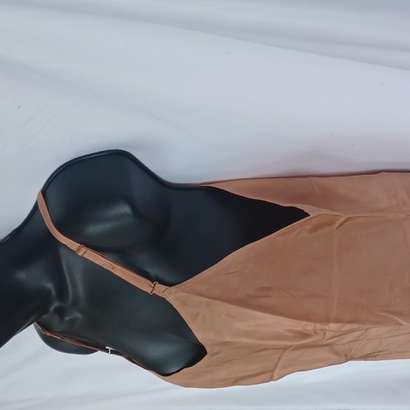 Vintage Snip-it Slip. Taffeta,  creamy brown, sz 38, Celanese Clairanese - Picture 3 of 7